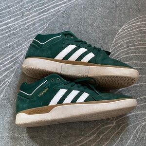 Men’s Adidas Tyshawn Mids Green/Gold/White